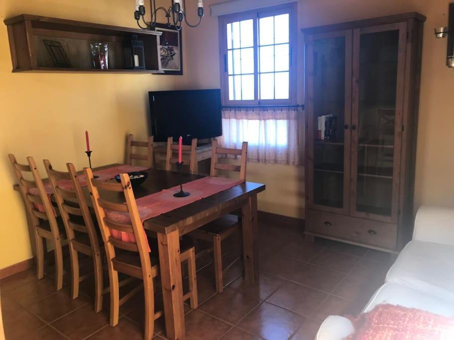 Una Casa Con Vistas La Caleta  Extérieur photo